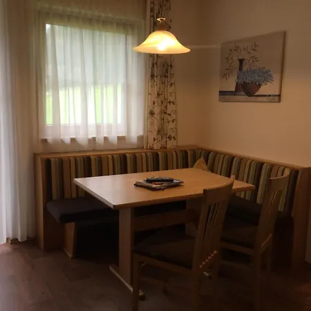 Jenneweinhof 3* Тукс