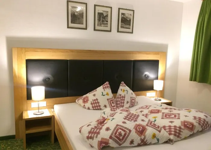 Jenneweinhof بيت ضيافة