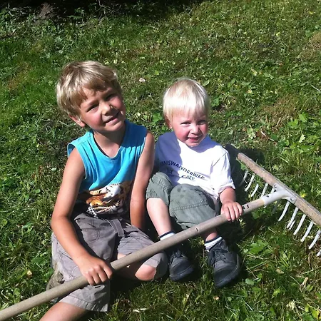 Jenneweinhof Konukevi 3*